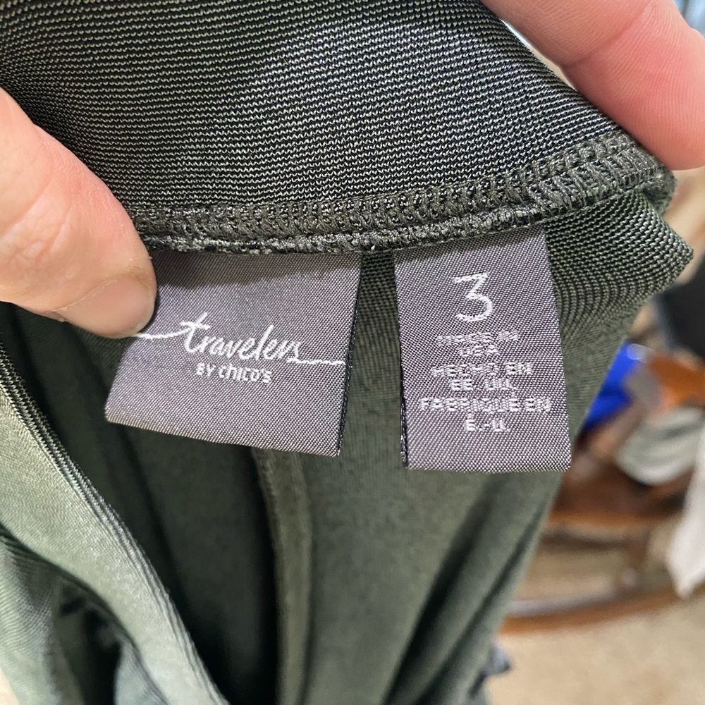 Chicos Travelers Pull On Ankle Zip Crop Pants Size Large Elastic Waist Comfort - Picture 10 of 11